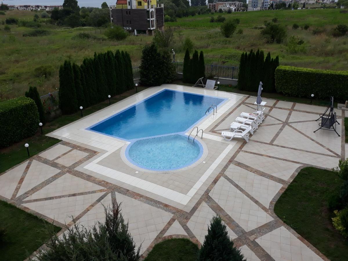 Синята Дъга Černomorec Exteriér fotografie